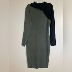 No Boundaries Black and Green Long Sleeve Dress NWOT